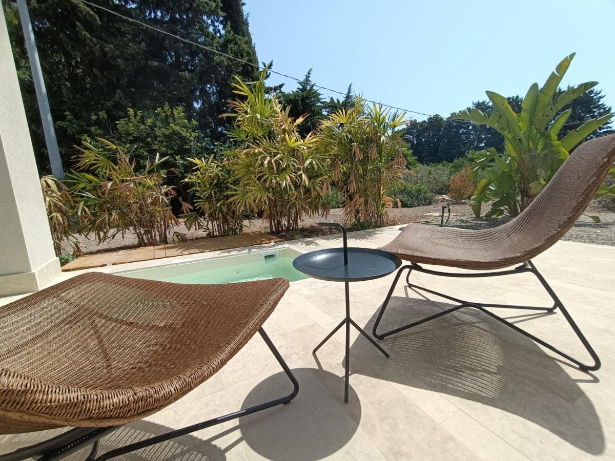 Chiusa Di Carlo Agriturismo Avola Bagian luar foto