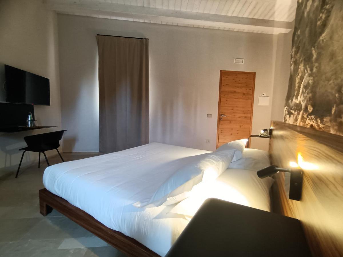 Chiusa Di Carlo Agriturismo Avola Bagian luar foto