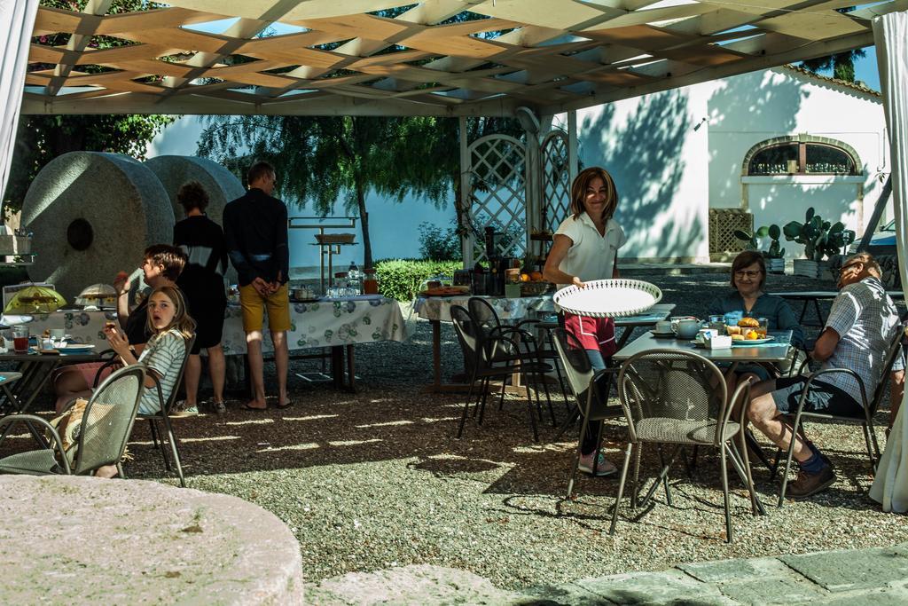 Chiusa Di Carlo Agriturismo Avola Bagian luar foto