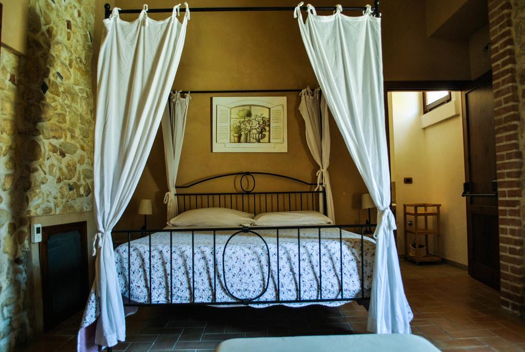 Chiusa Di Carlo Agriturismo Avola Bagian luar foto