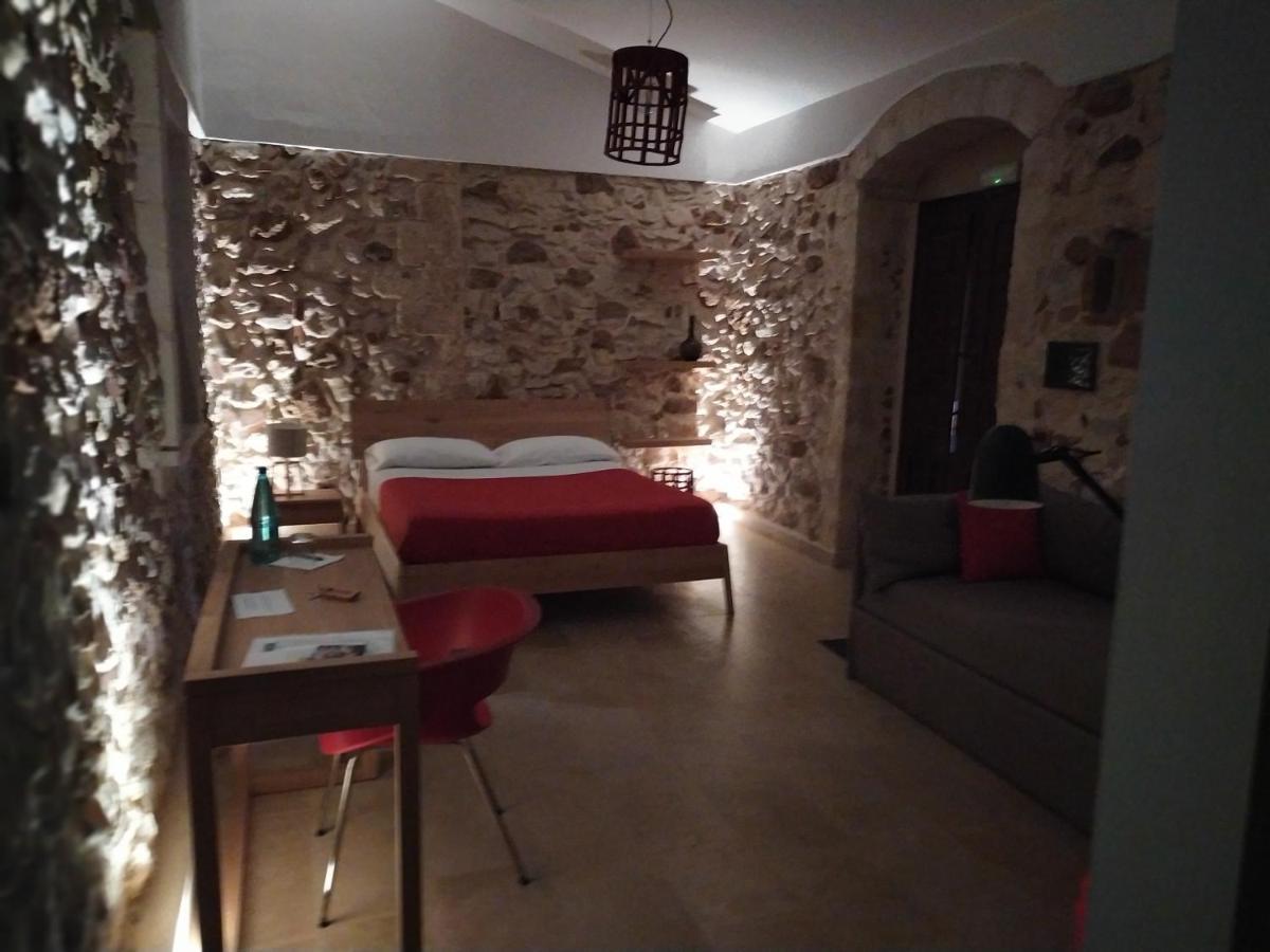 Chiusa Di Carlo Agriturismo Avola Bagian luar foto